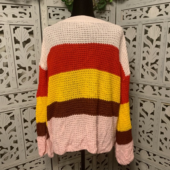 VUTTI ADORABLE WHITE & MULTICOLOR LAYERS OPEN KNIT WIDE LONG SLEEVE SWEATER - Picture 5 of 8